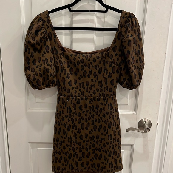 Cheetah dress! - Picture 1 of 3